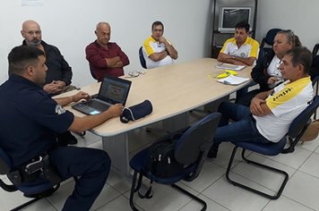 Novos agentes de trânsito recebem treinamento