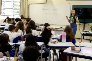 No mês dos 120 anos do Nobel de Marie Curie, sua vida e obra são temas de oficinas na E.E, dr. Francisco Tozzi