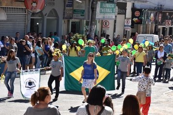 Prefeitura promove desfile cívico para comemorar o Dia da Independência