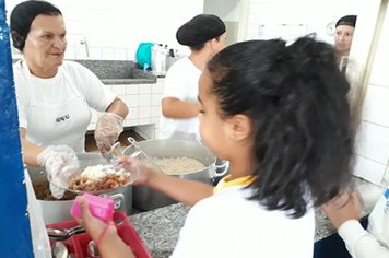 Prefeitura mantém qualidade e variedade da merenda gastando 40% menos