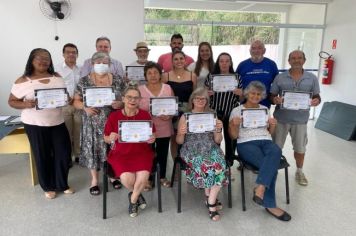 Alunos concluem Oficina de Informática Básica no Centro do Idoso