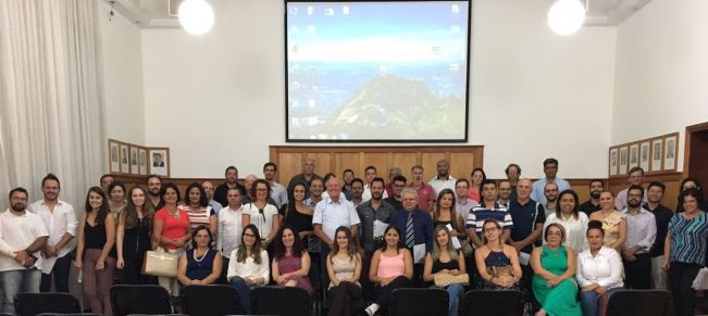 Equipe da prefeitura participa do Curso de Projetos do DADETUR